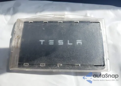 2023 Tesla Model Y Awd/Long Range Dual Motor All-Wheel Drive z USA, uszkodzony, nr VIN 7SAYGDEE8PA055902